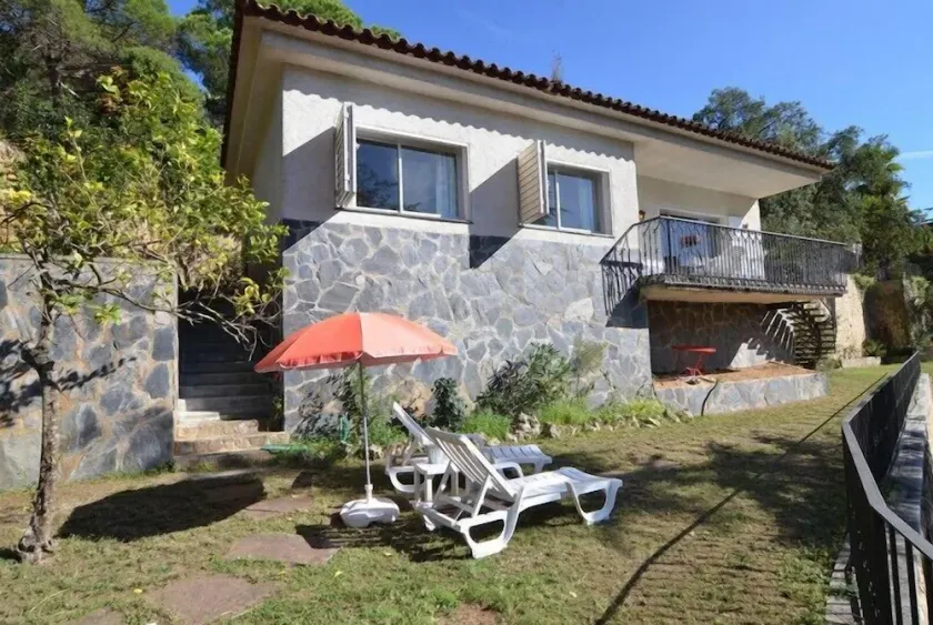 Club Villamar - Oplev et afslappende ferieophold i Lloret de Mar med en charmerende bolig tæt på ... - Image 1