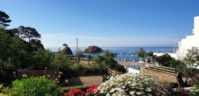 Duplex sur la plage avec de belles vues - Image 1
