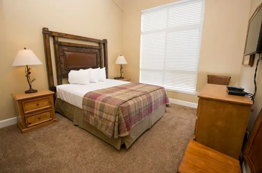 Mountain Club | Premium 1BR Condo | Fireplace - Image 1