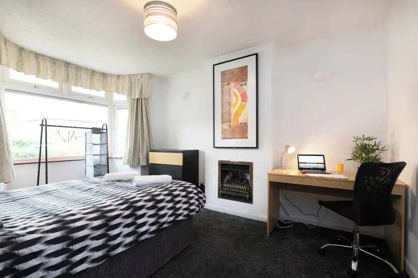 Heartlands Hospital 4 Bedroom House - Image 1