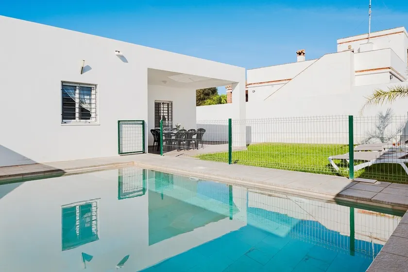 Ferienhaus „Villa Conilsur 2“ nahe Strand mit Pool - Image 1