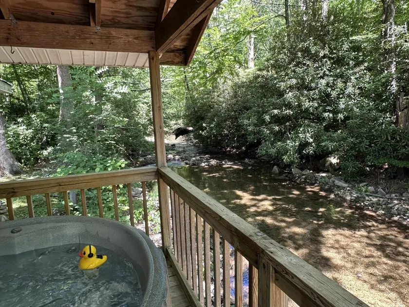 Stoney Gaffel Paradise på Creek!- Privat Hot Tub, Pejs, Romantisk, Gratis WiFi, Kæledyr tilladt - Image 1