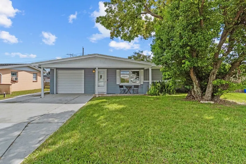 Mustafa Holiday House · Cozy 2 BR home close to Beaches and Sponge Docks! - Image 1