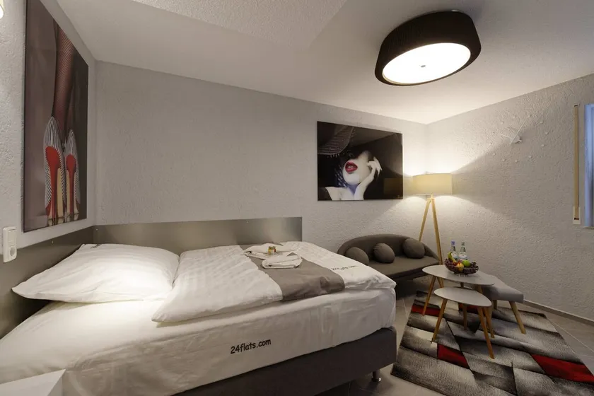 ★★★★Studio Apartamento, cerca del aeropuerto de Frankfurt - Image 1