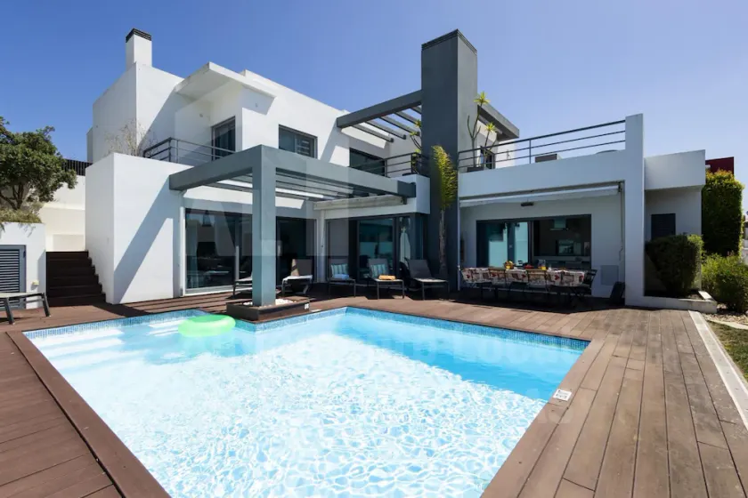 Aqua Villa by AcasaDasCasas - Image 1