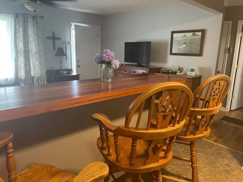 Cozy, Clean, and Convenient - Image 1