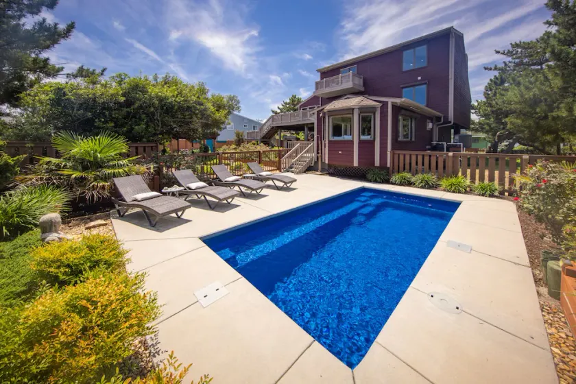 Sea Beauty- MUST SEE 4 BD/ 3 BATH POOL! BCH ACCESS! - Image 1