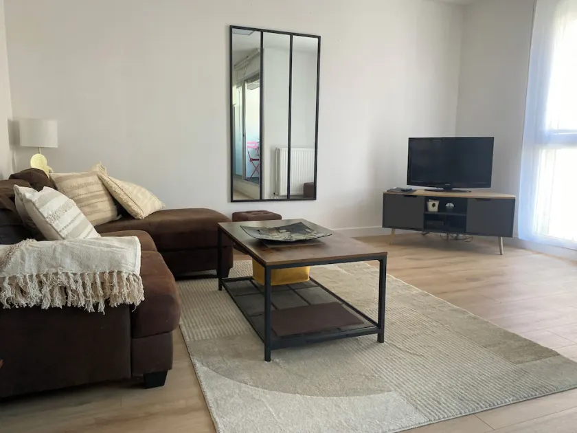 Nice T2/garage/All on foot/Beaches/shops, restaurants - Image 1