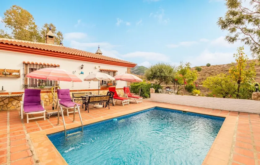 3 Bedroom Lovely Home In Sedella - Image 1