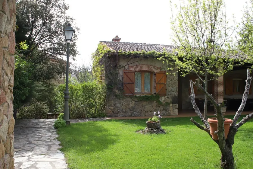LA Finca DE Curro - Image 1