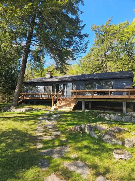 Brand New Luxury Cottage ♥ Um dos melhores locais no Lago Rosseau ~ Kayak! - Image 1
