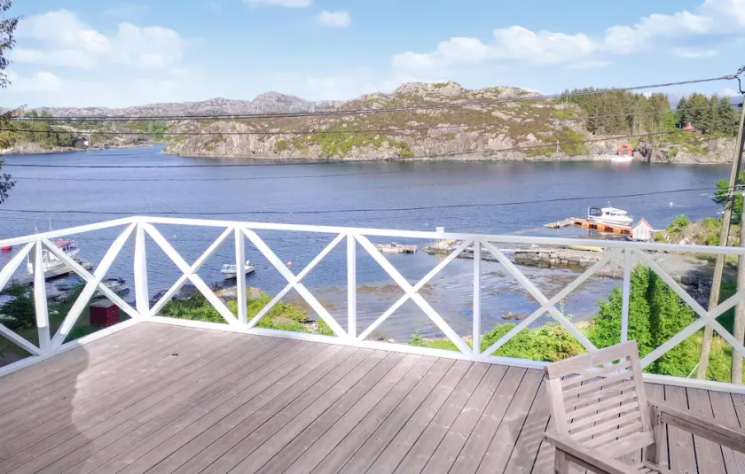 Amazing Apartment In Fjell With Wifi - Image 1