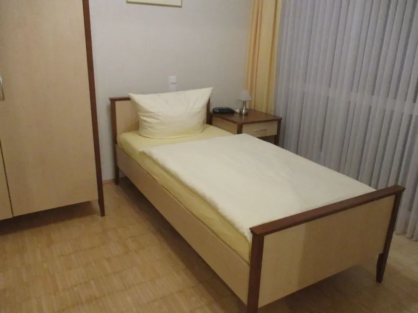 Freundliches 1,5-Raum-Appartement (34qm) mit Einzelbett - Image 1
