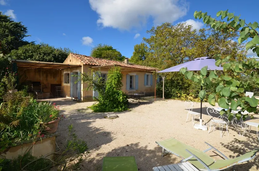 Encantadora casita en una zona tranquila frente al Mont Ventoux - Image 1