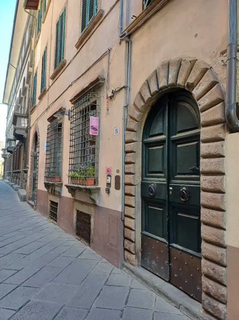 La Colonna Historic Centre - Image 1