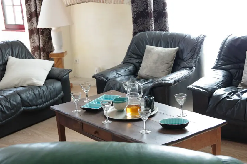 Superb character house in village center. Charming 3-star gîte. - Image 1