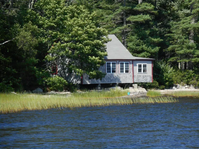 Rocky Point Cottage - Einzigartiges Cottage auf den Felsen des Pemaquid Lake - Image 1