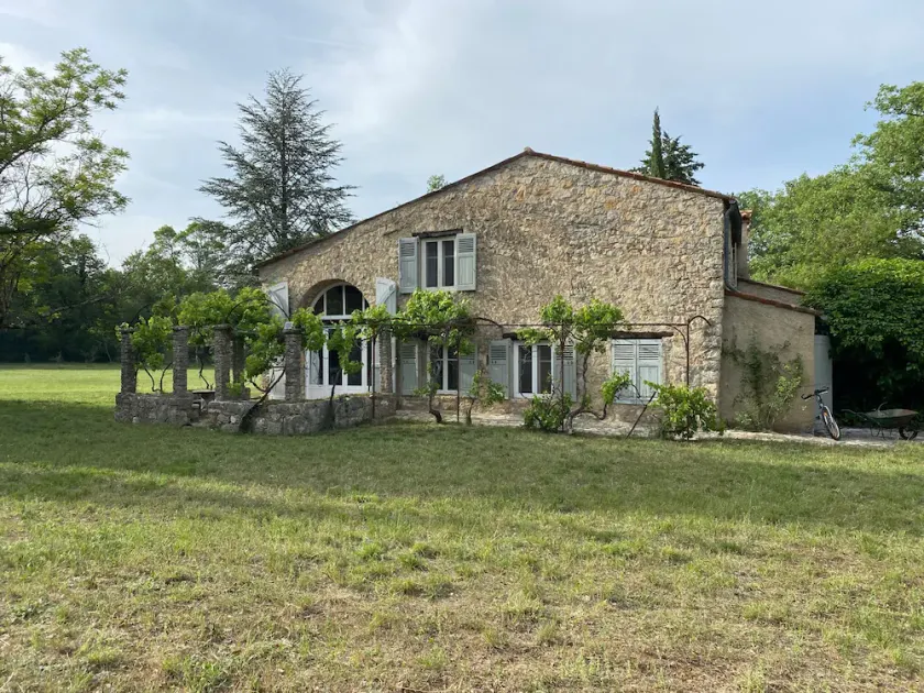 Charming villa on the edge of a wooded area with exceptional views and a hot tub heated in winter - Image 1