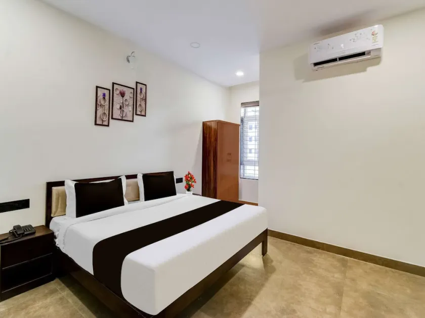 Deluxetownhouse Oak Owaisi Hospital - Image 1