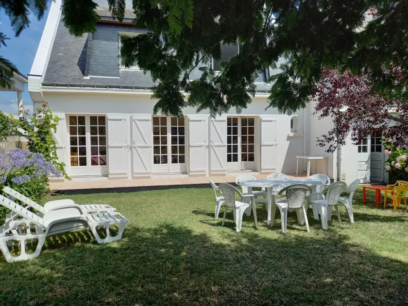 House 150m2, quiet, south-facing, 4 bedrooms, sleeps 8 (20 rue Penester) - Image 1