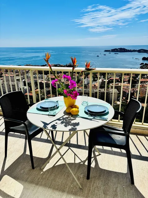 Solnedgangsparadis i Villefranche - Image 1