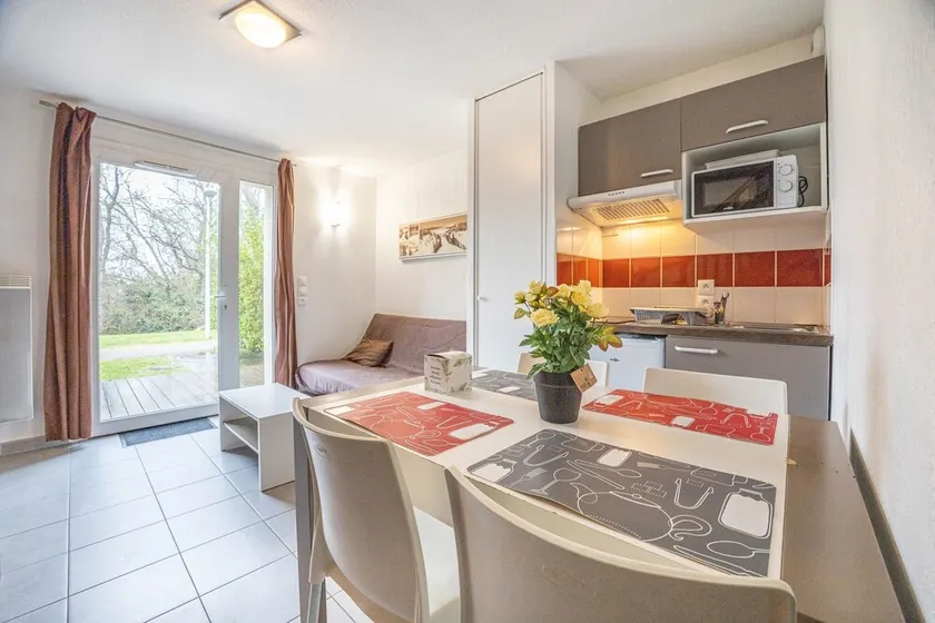 House villa 7 minutes from the sea and 10km from Deauville - Image 1