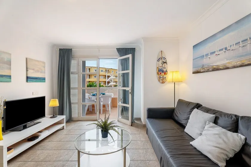 Appartement de vacances 'Orlando 103' avec piscine partagée, terrasse privée et Wi-Fi - Image 1