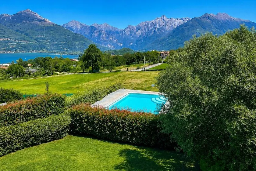 Beata Rose Ferienwohnung mit Pool am Comer See - Image 1
