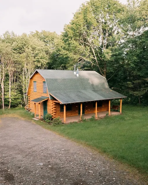 Cozy Afton Cabin – Year-Round Upstate NY Getaway - Image 1