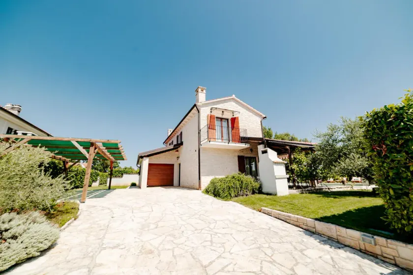 Villa Alma with private pool in a quiet location - Image 1