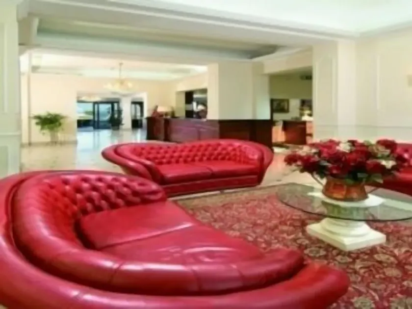 Hotel Executive La Fiorita - Image 1