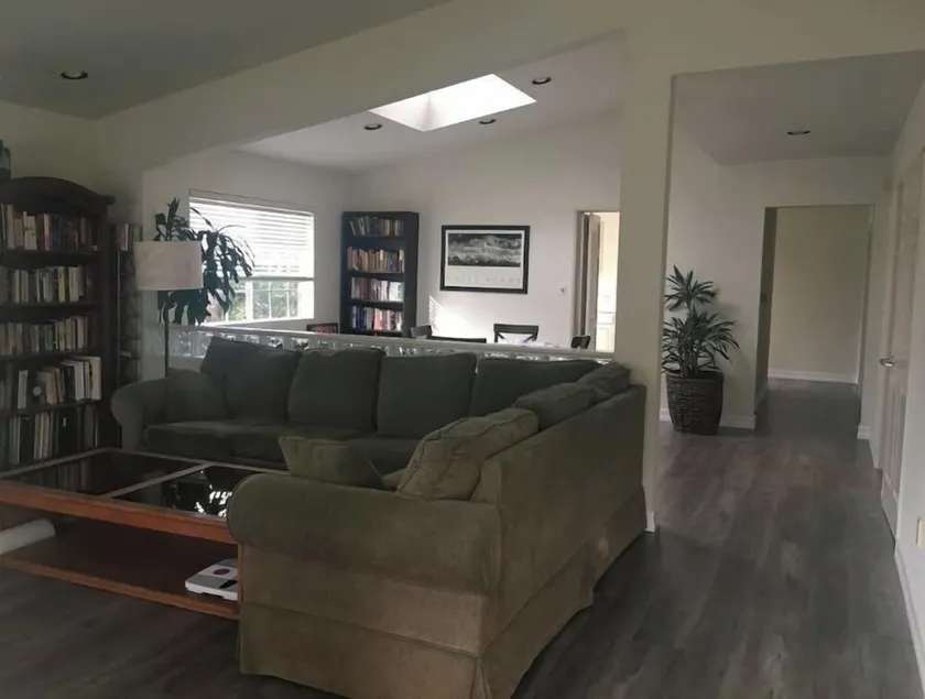 Spacious Mar Vista / Silicon Beach Home 4 + 2 -- Sleeps 9!!! - Image 1