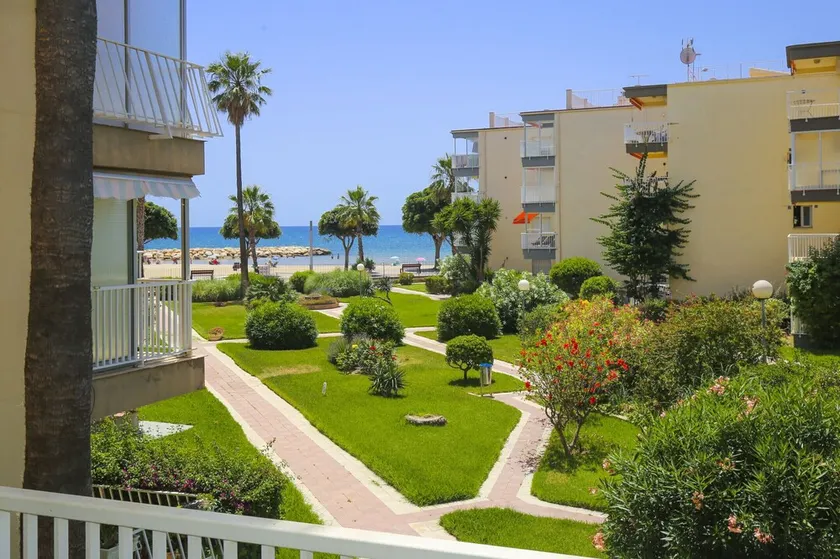 ANTARES Apartment - Image 1