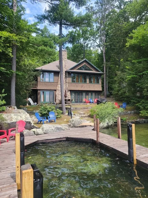 Dock Holiday on Lake Winnipesaukee! - Image 1