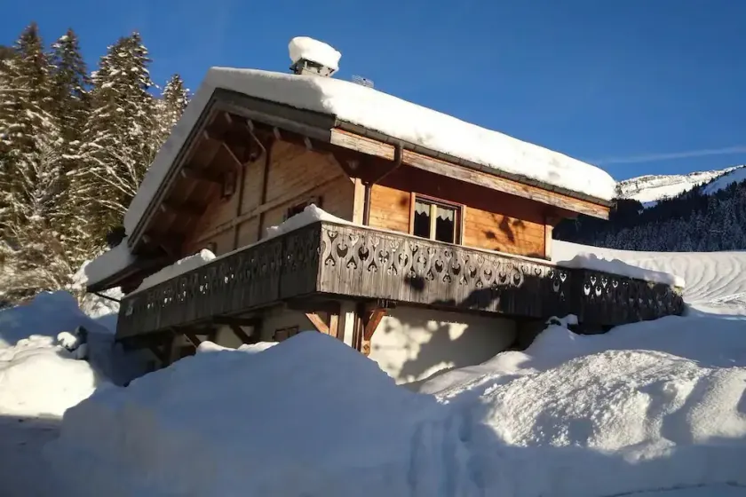 9-Bed Chalet with Easy Access to Avoriaz 1800 - Image 1