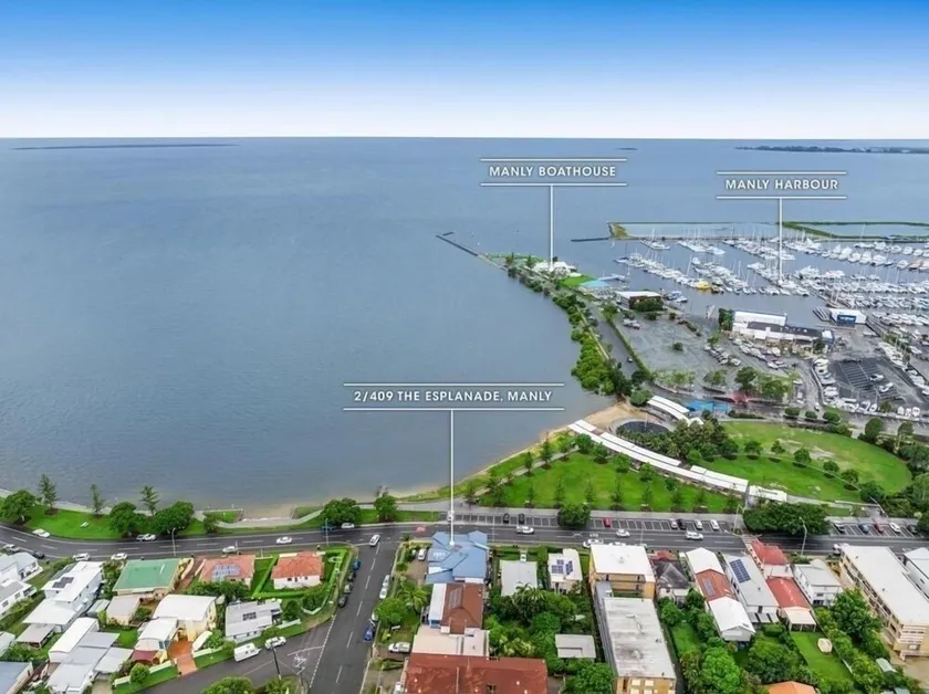 Spectacular bay Island Views in Manly Close to Lots Cafe Restaurants Market IGA - Image 1