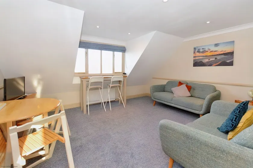 Gull View -  a second floor apartment that sleeps 4 guests  in 2 bedrooms - Image 1