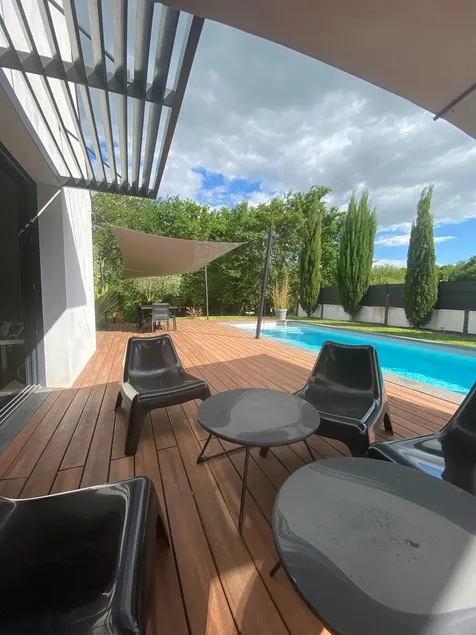 Villa contemporaine avec piscine privée à 2 pas du port de Vannes - Image 1
