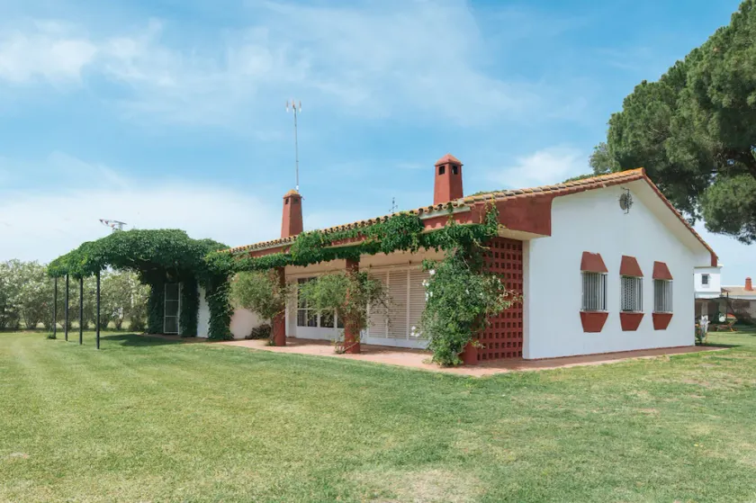 Rural house in the heart of Doñana - Image 1