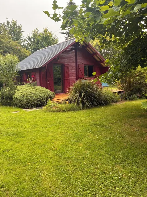 Soleado chalet de madera - Image 1