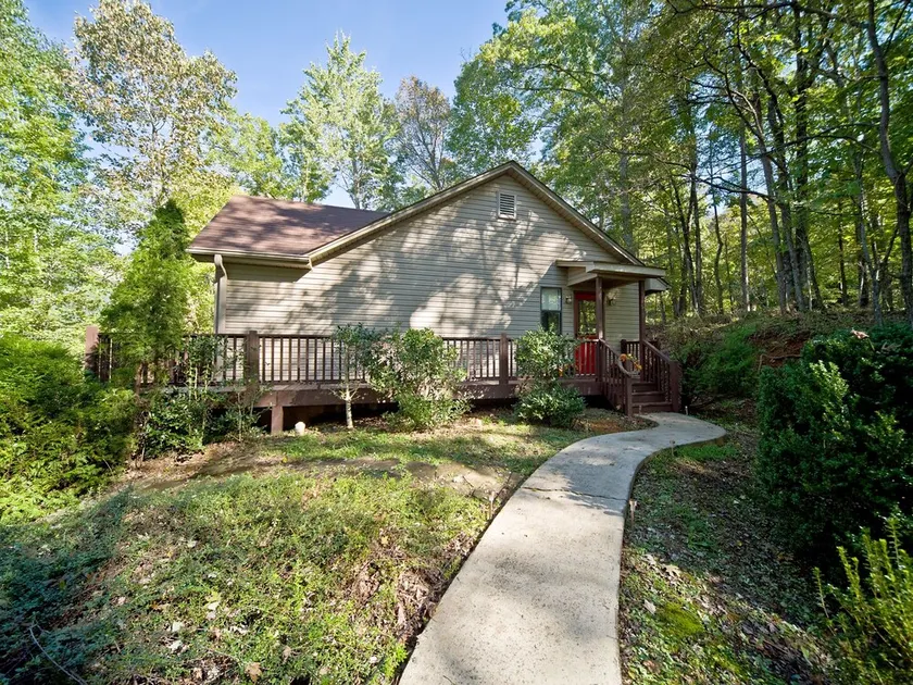 Honeycrisp Cottage på Rumbling Bald Resort på Beautiful Lake Lure NC - Image 1