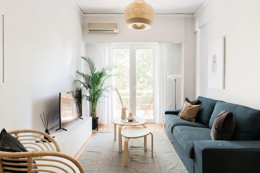 Absolute 2BR Apartment - Image 1