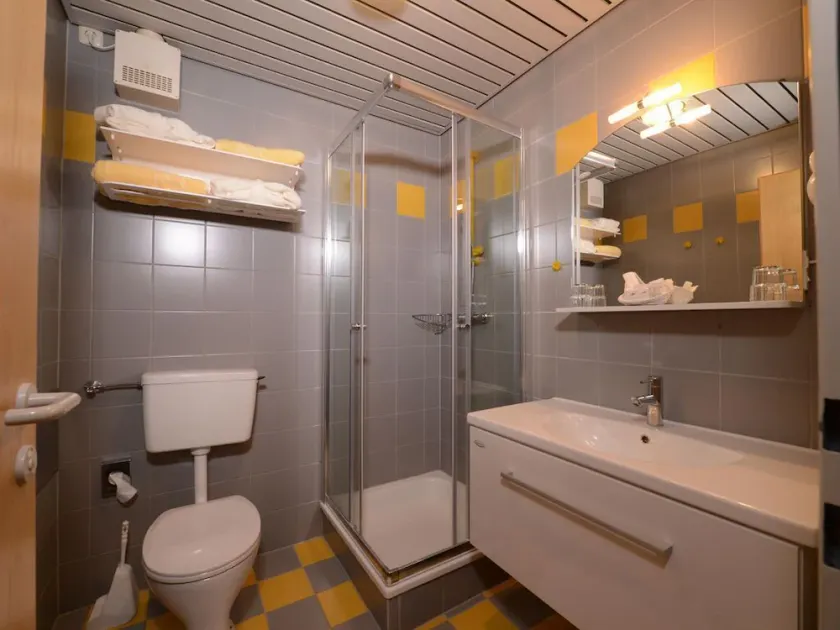 Suite Typ A - Strandhotel Faak - Image 1