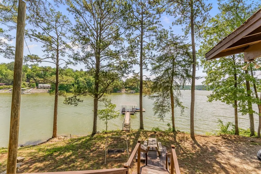 What A View - Zero steps to the dock! Yearround water - Image 1