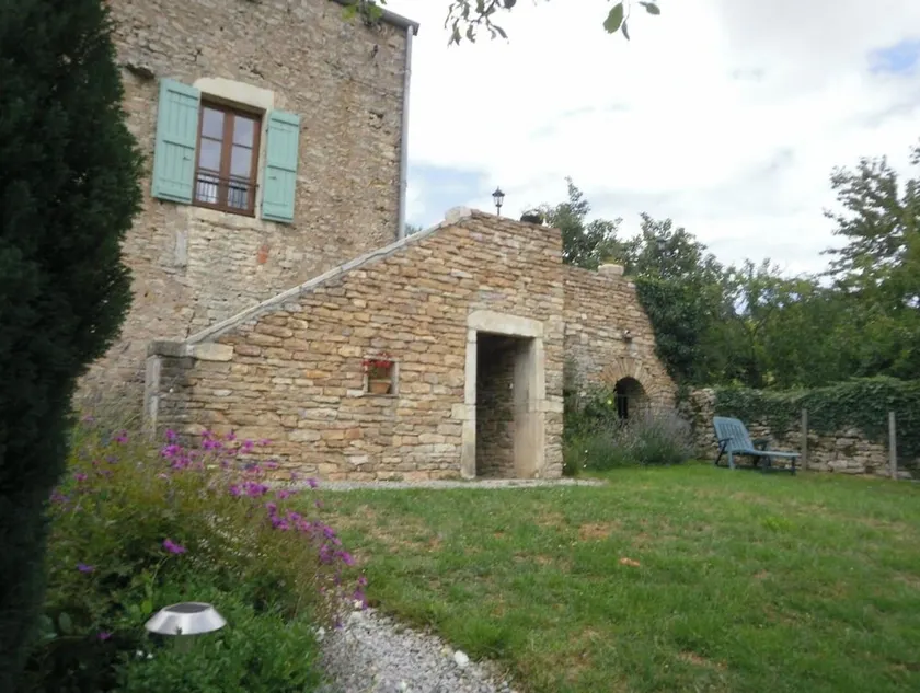 Maison rénovée sur ancien domaine viticole Renovated old house on old wine estate - Image 1