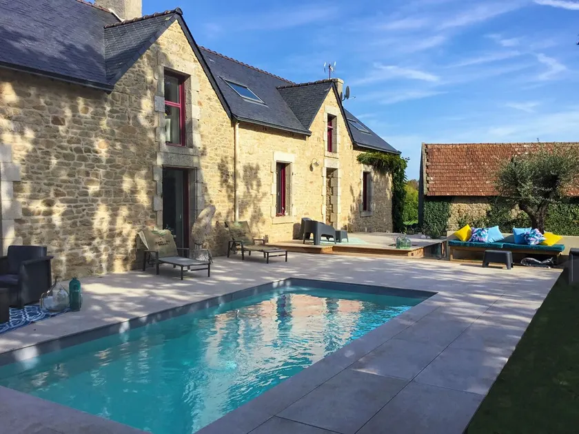 GUIDEL LONGERE (250m2) SEASIDE I EN FREDSFULL HAMLET, MORBIHAN 10 BEDS - Image 1
