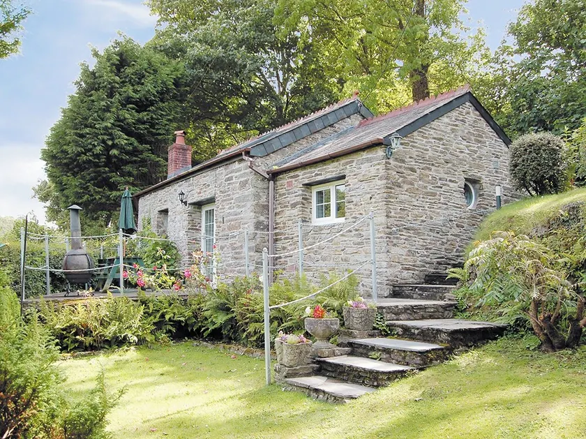 2 bedroom accommodation in Polbrock, Washaway - Image 1