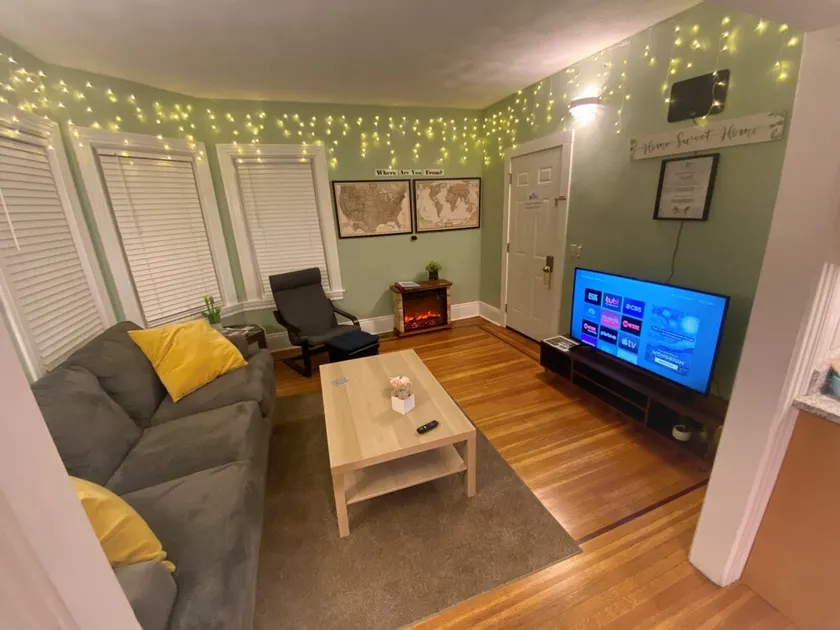 ⭐Modern, Spacious & Quiet ⭐3 BR APT ⭐Near BROWN, RISD, College Hill, Downtown ⭐ - Image 1