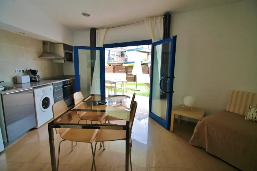E.44-LA FOSCA (Palamós)-Ap. ground fl. at 50 m from the beach-terrace-parking - Image 1