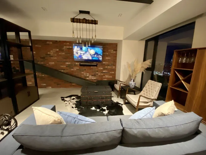 Exclusivo apartamento con jacuzzi frente a la Estrella de Puebla - Image 1